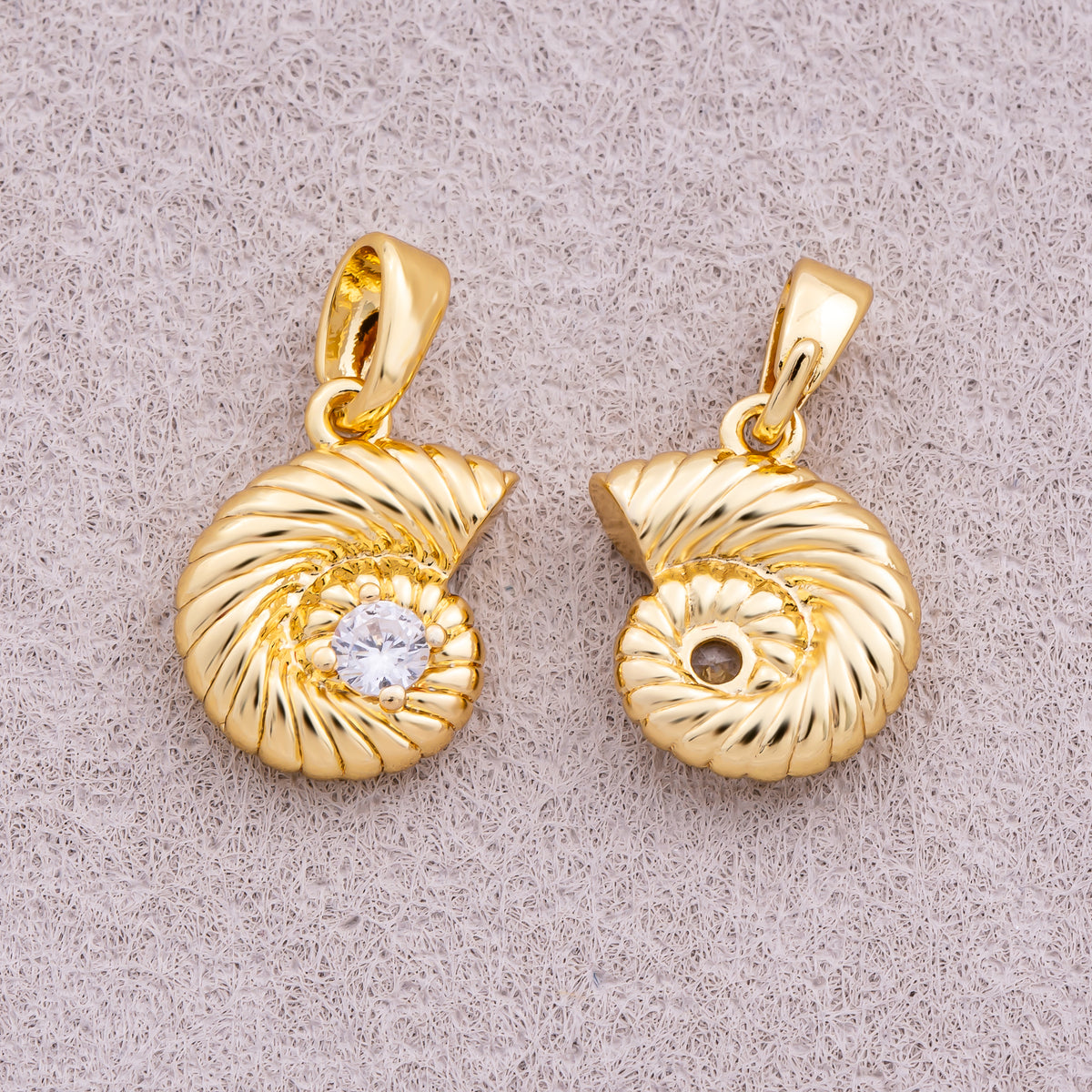 16K Gold Plated Solitaire CZ Ocean Seashell Charm - Sold Each