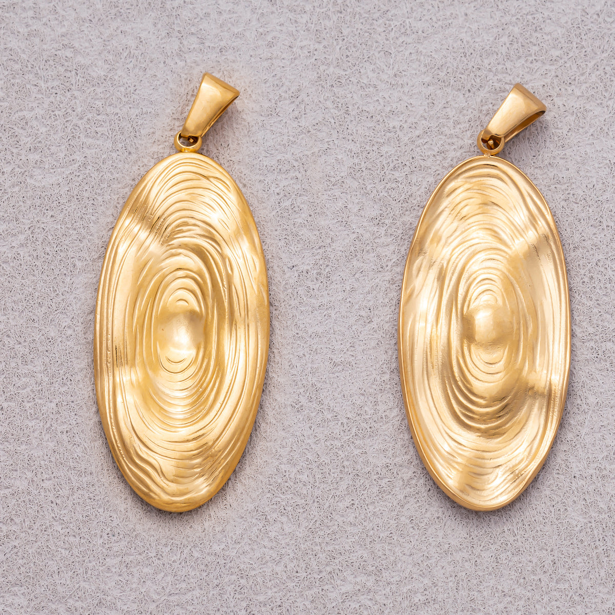 Gold PVD Stainless Steel Hammered Swirl Oval Charm