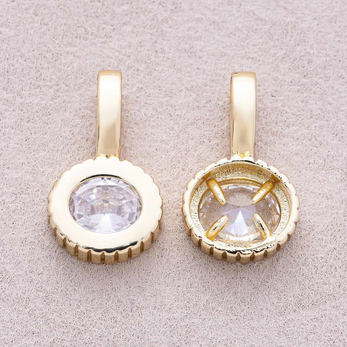 16K Gold Plated Clear CZ Round Solitaire Ribbed pendant - Sold Each