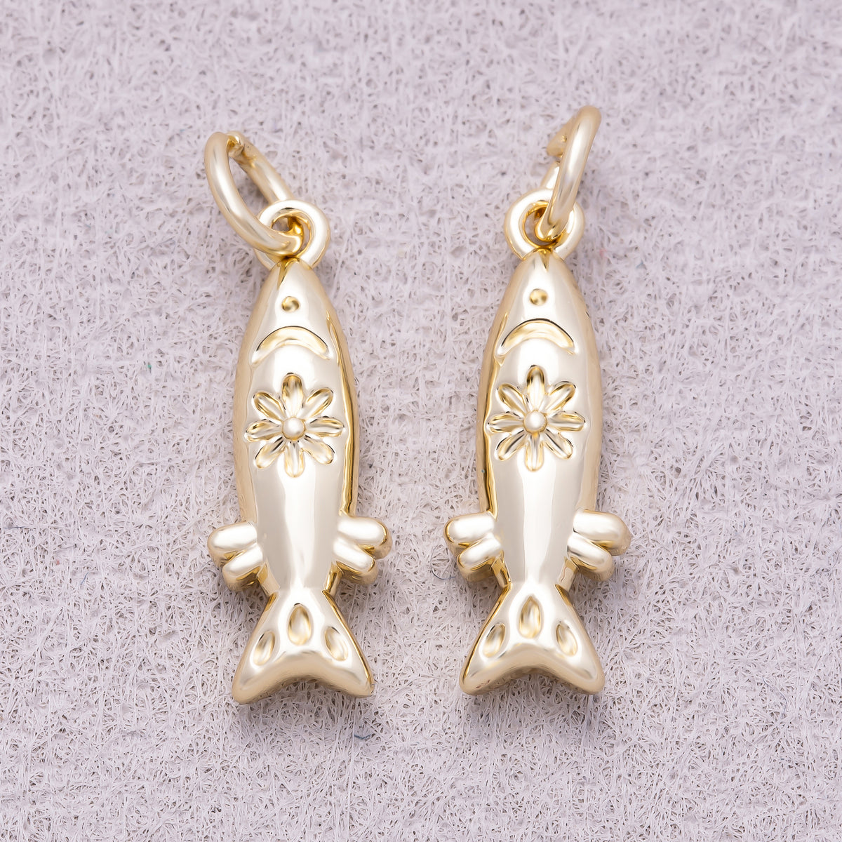 16K Gold Plated Floral Engraved 3D Puffy Fish Ocean Charm - Sold Each