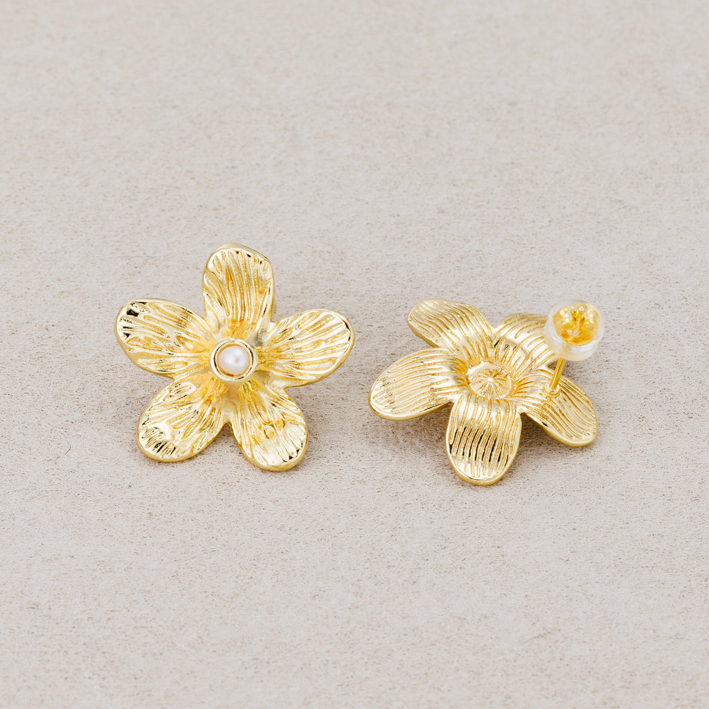 Launch Promo: 24K Gold PVD Stainless Steel Shell Pearl Hammered Petal Flower Stud Earring in Gold & Silver
