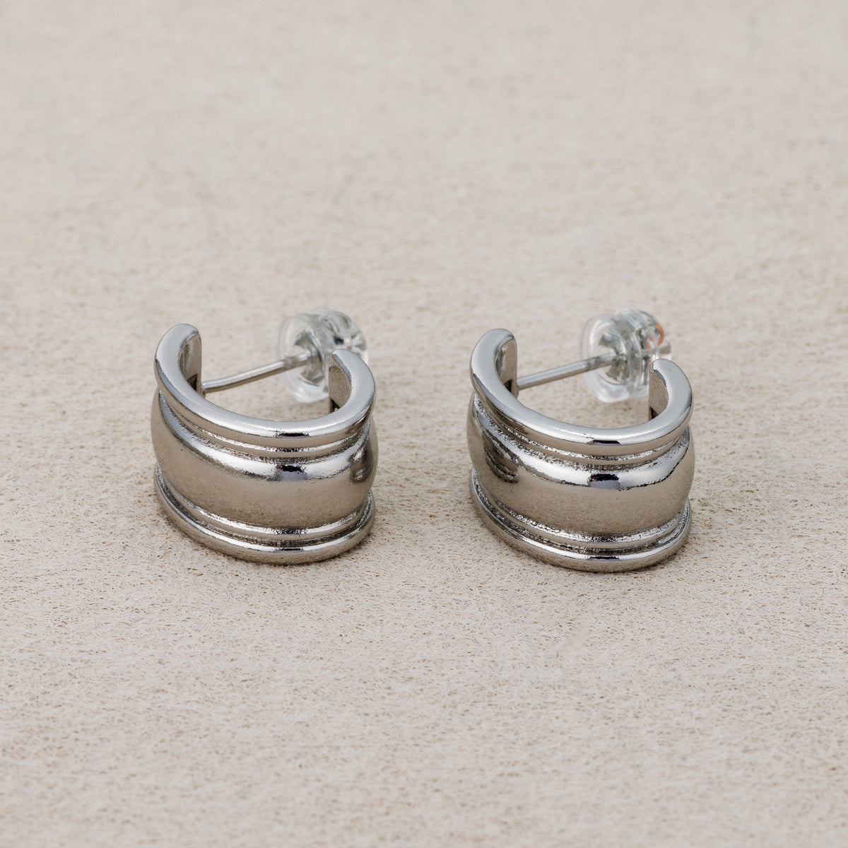 Launch Promo: 24K Gold PVD Stainless Steel Interlocking Concave Chunky C Hoop Earring in Gold & Silver | Sold Each