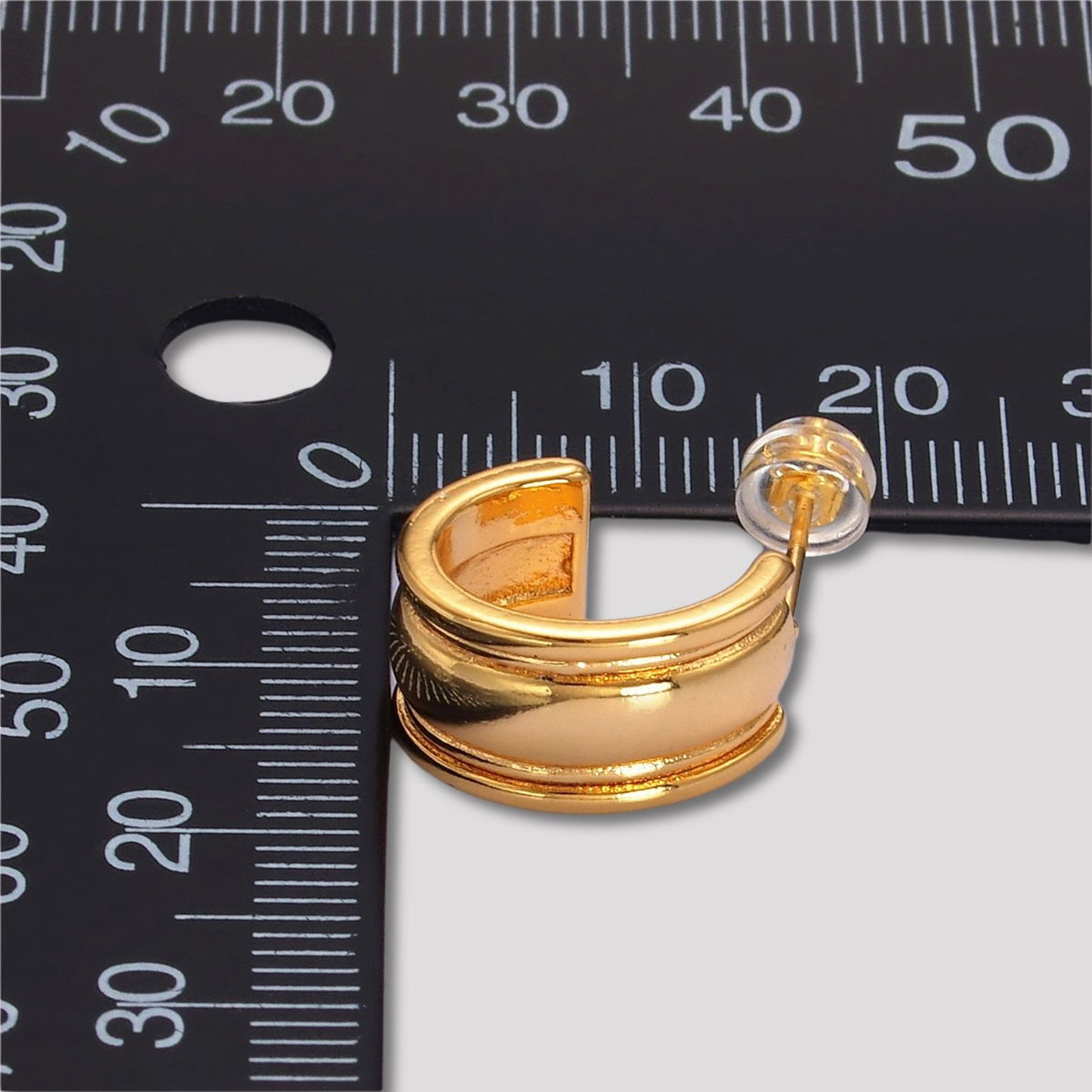 Launch Promo: 24K Gold PVD Stainless Steel Interlocking Concave Chunky C Hoop Earring in Gold & Silver | Sold Each